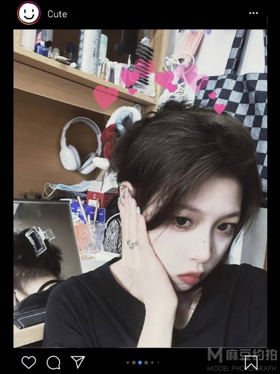校园模特