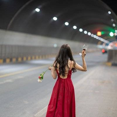 情绪模特