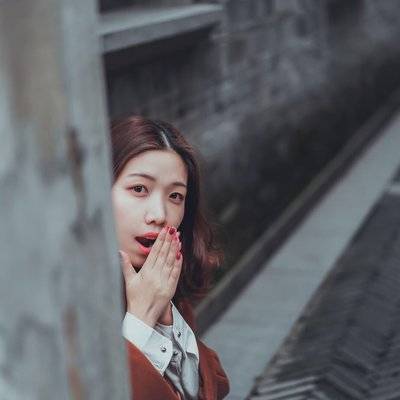情绪模特