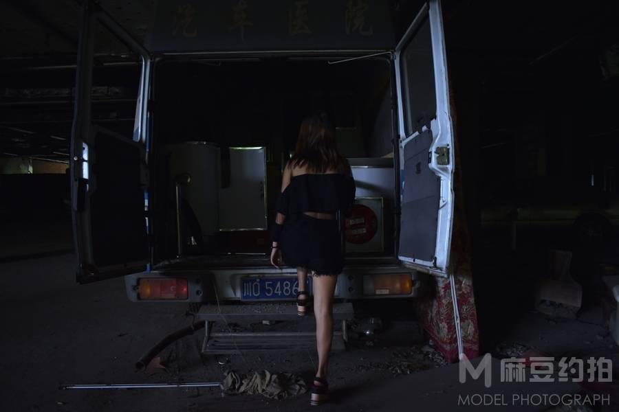 暗黑模特