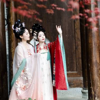 汉服模特
