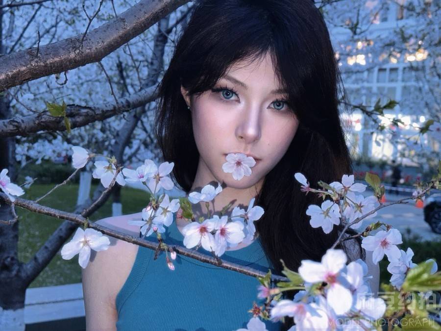 校园模特