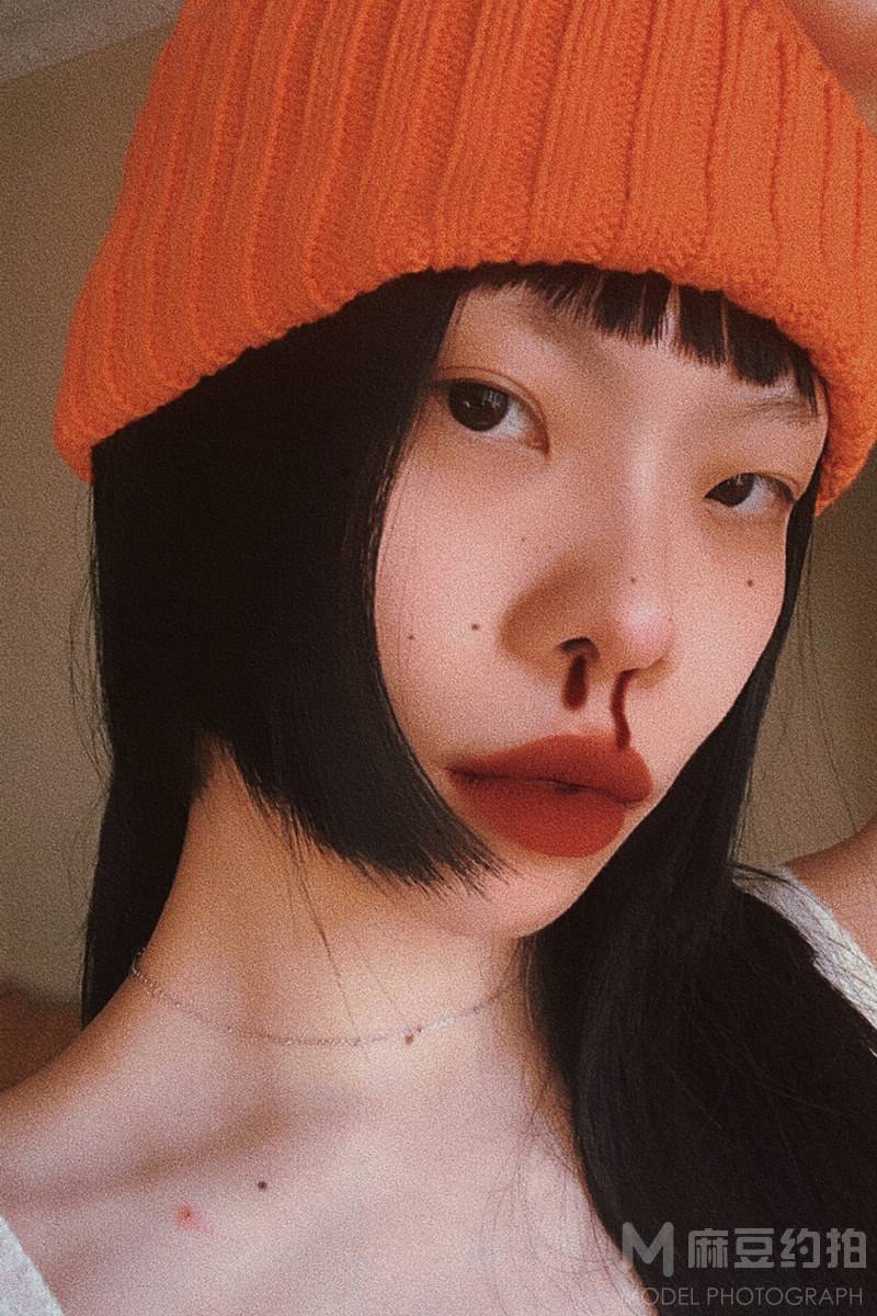 宝丽来模特
