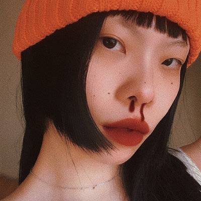 宝丽来模特