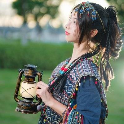 汉服模特