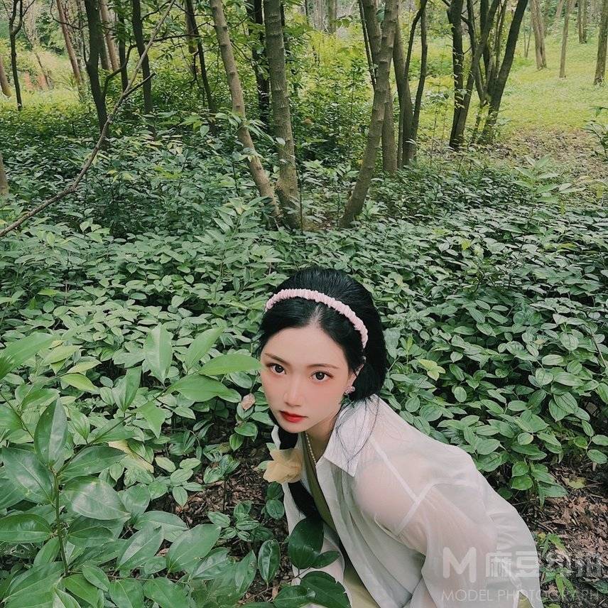 清新模特