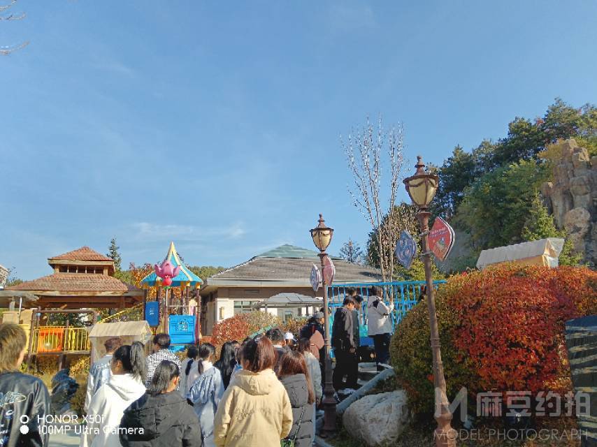 校园模特