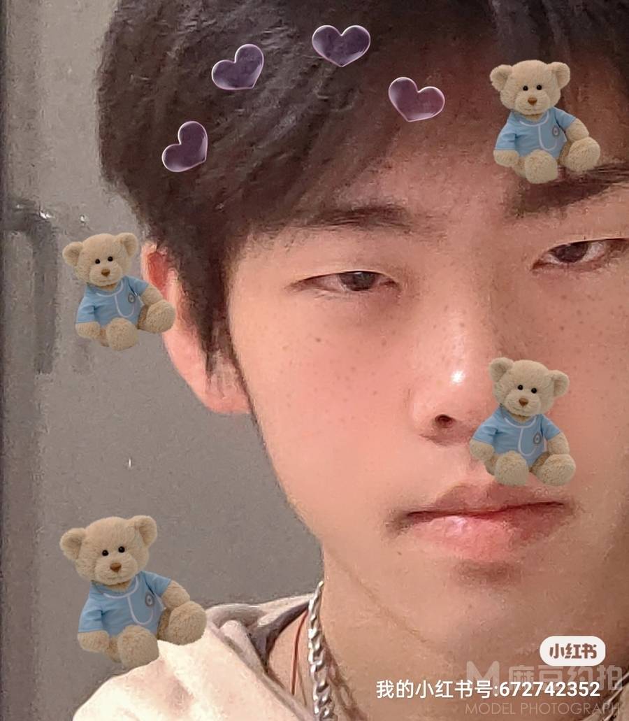 情绪模特