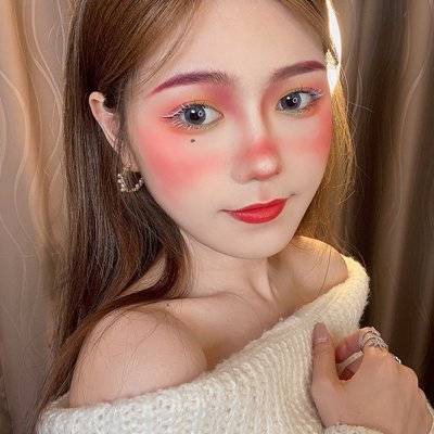 妆容模特
