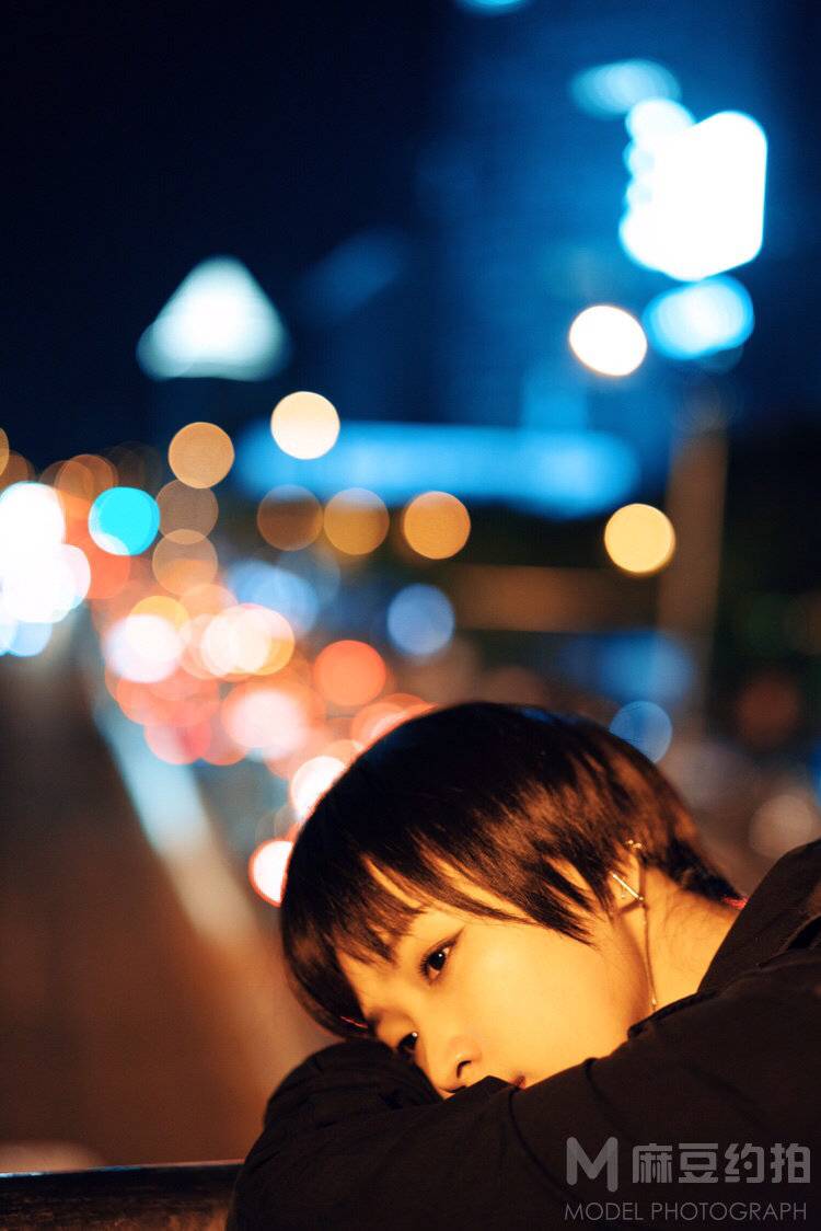 夜景模特