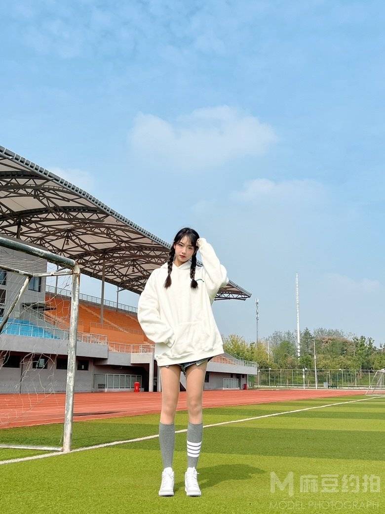 校园模特