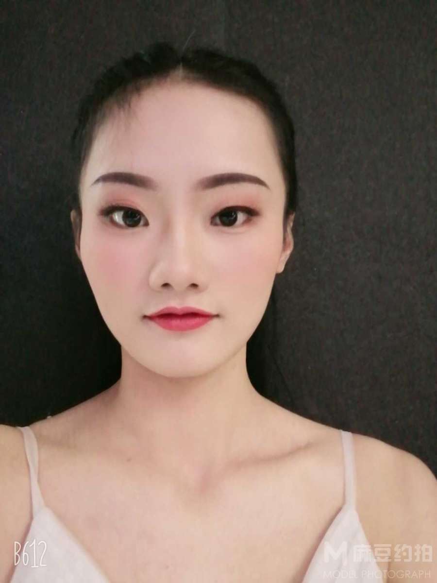 商务模特