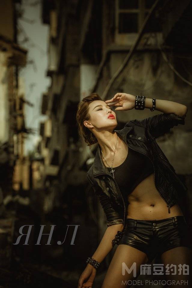 暗黑模特