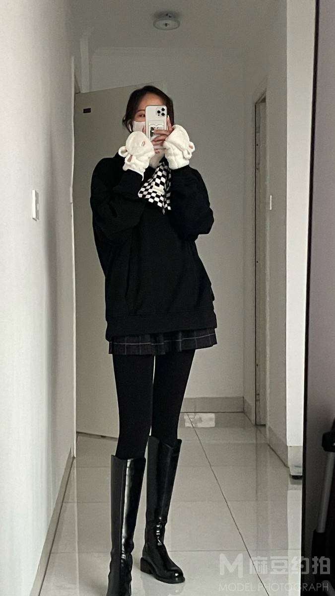 校园模特