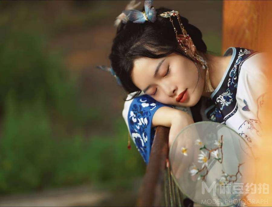 少女模特
