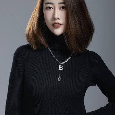 黑白模特