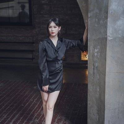 黑白模特