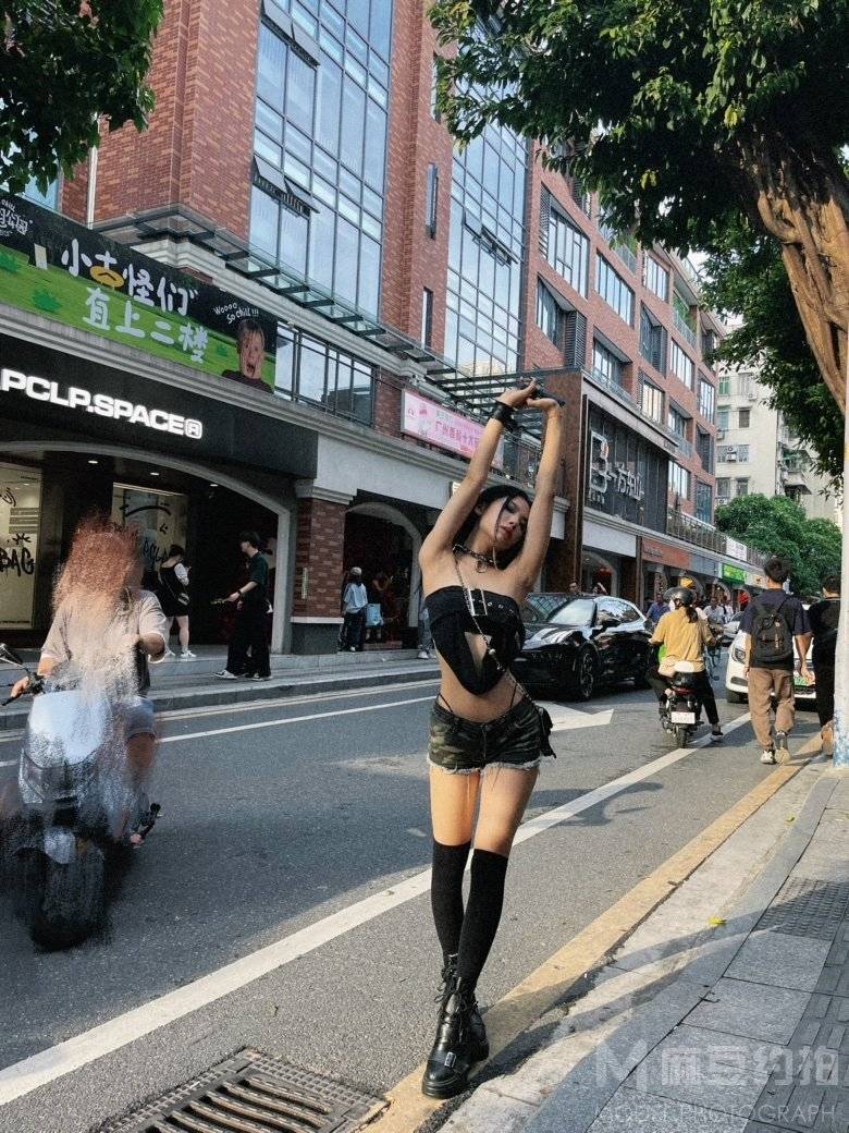 暗黑模特