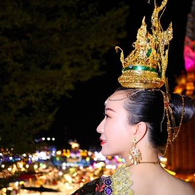 夜景模特