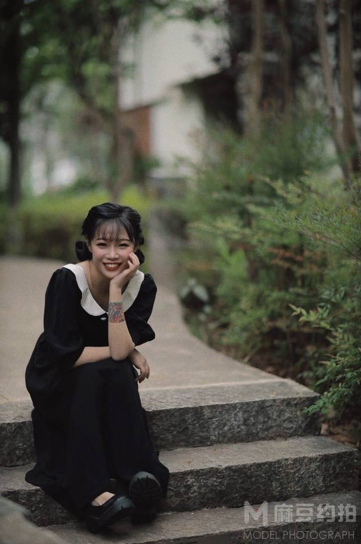 胶片模特