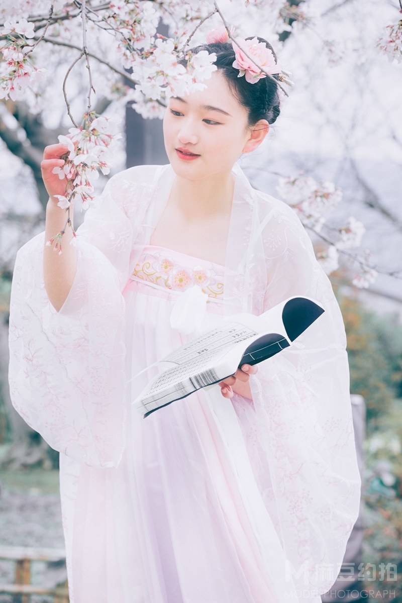古风模特