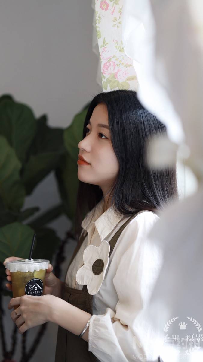 纪实模特