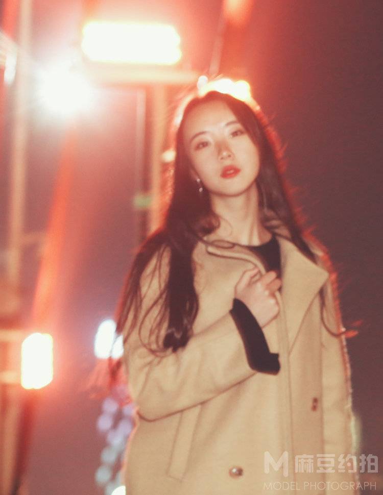 夜景模特