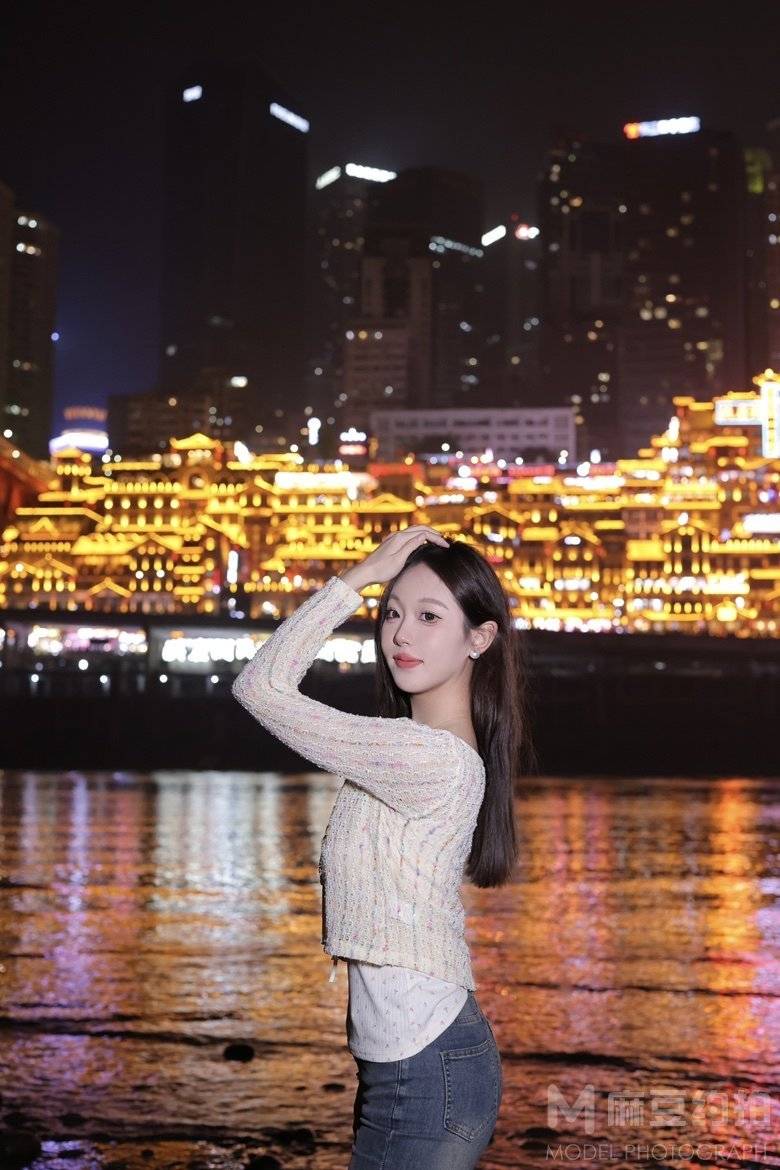 夜景模特
