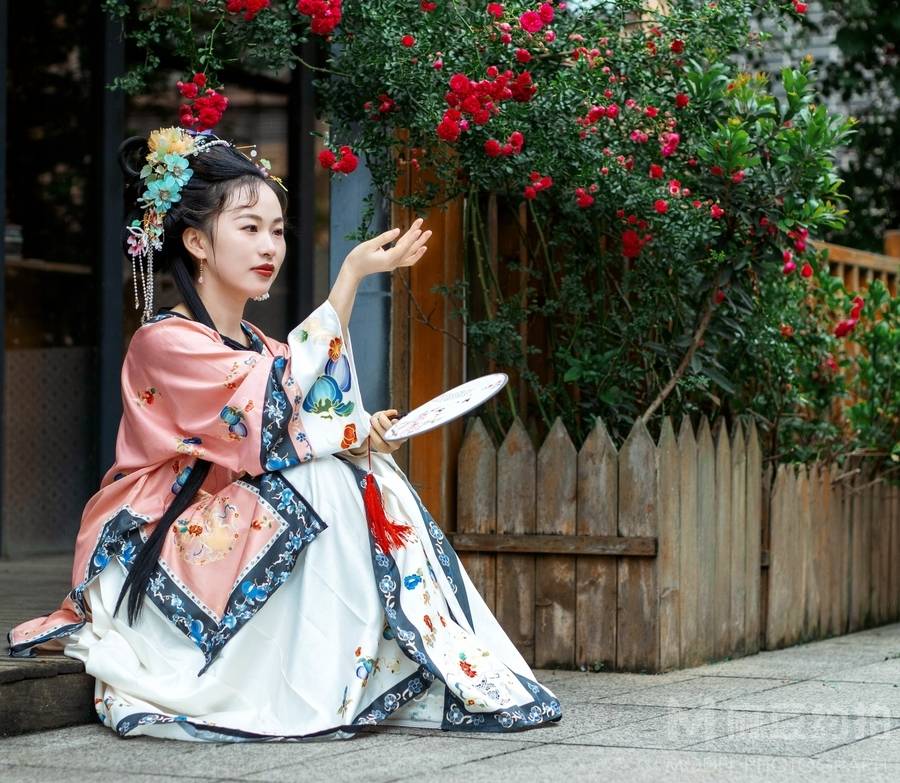 纪实模特