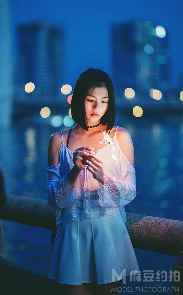 夜景模特