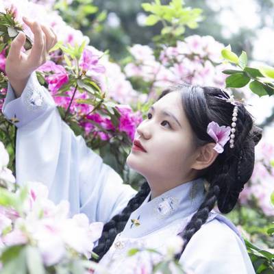汉服模特