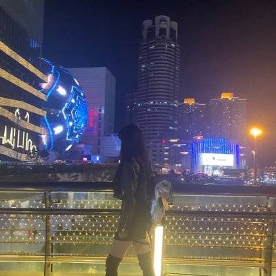 夜景模特