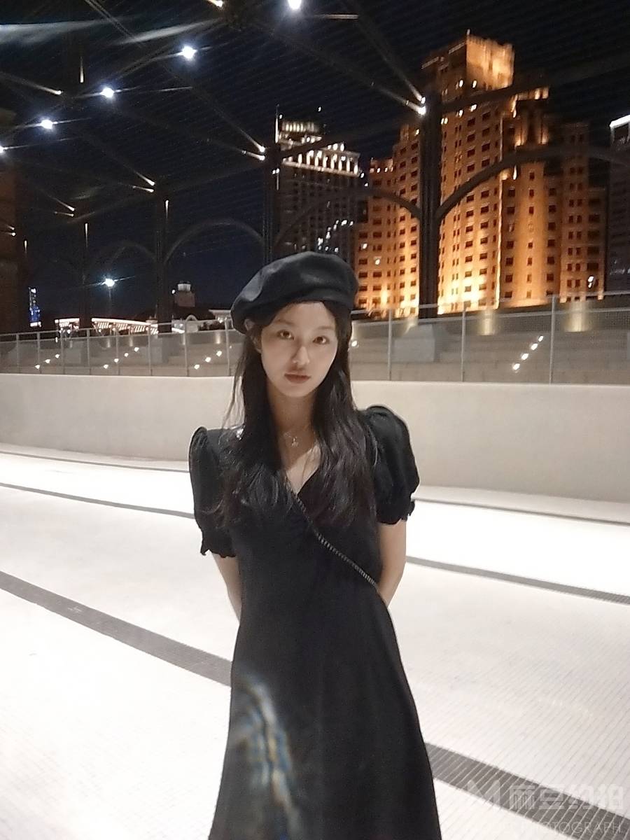 胶片模特