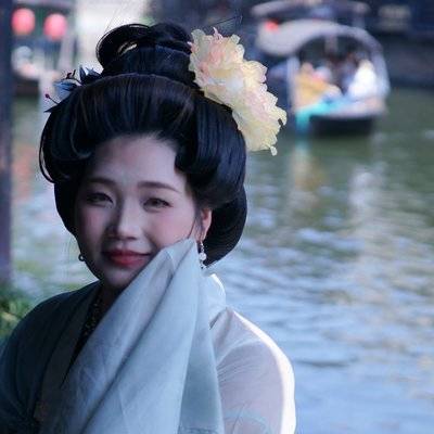 汉服模特