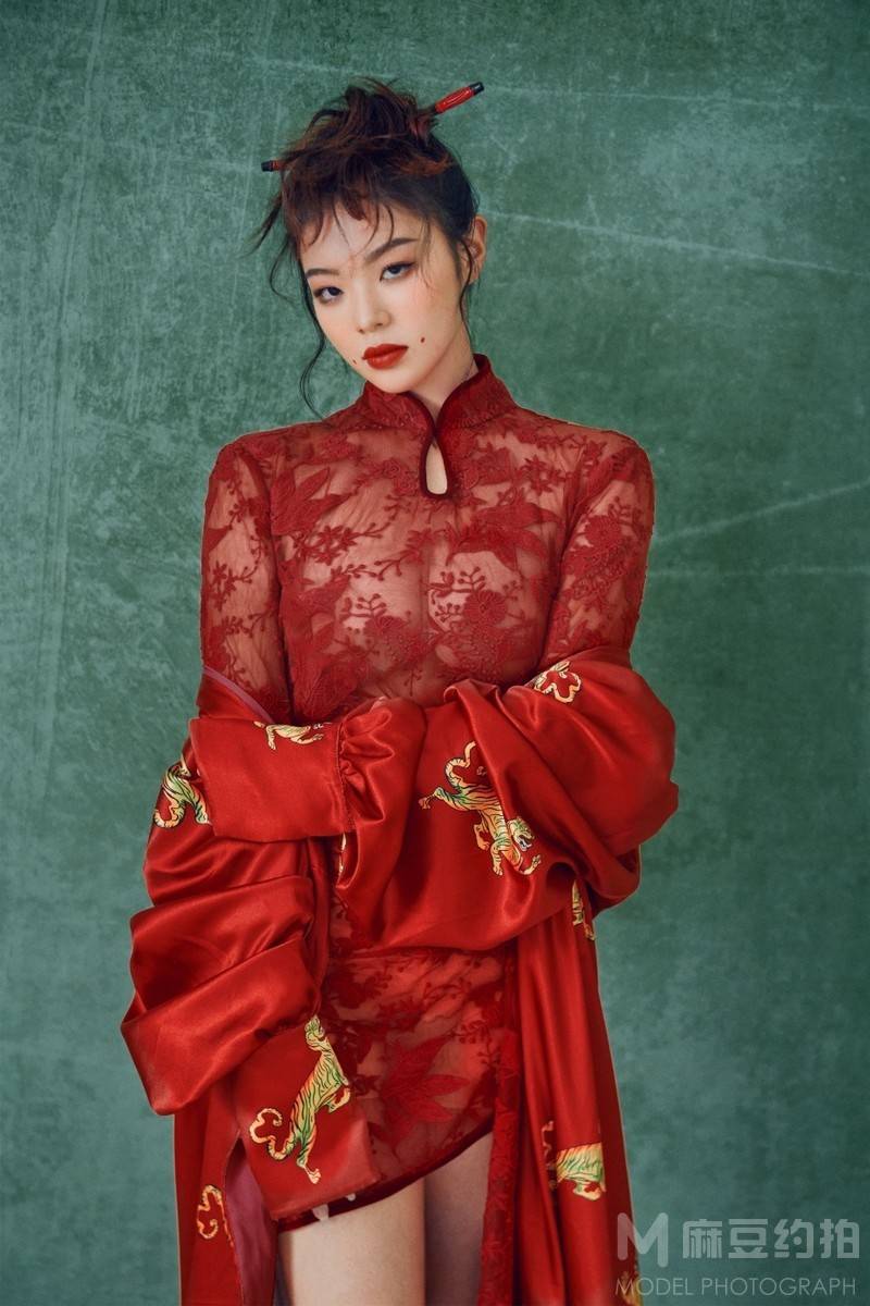 汉服模特