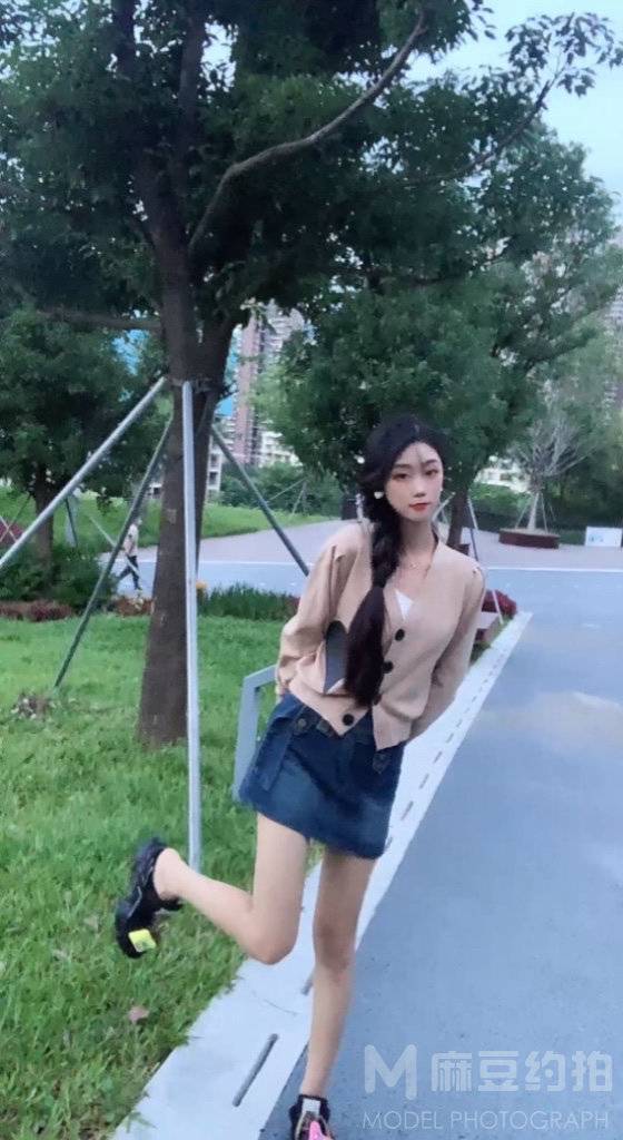 校园模特