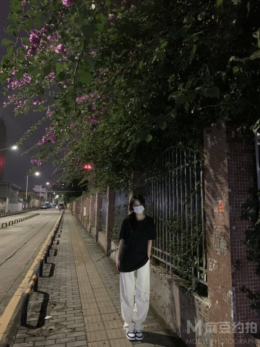 夜景模特