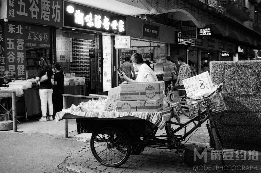 胶片模特