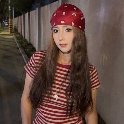 黑白模特