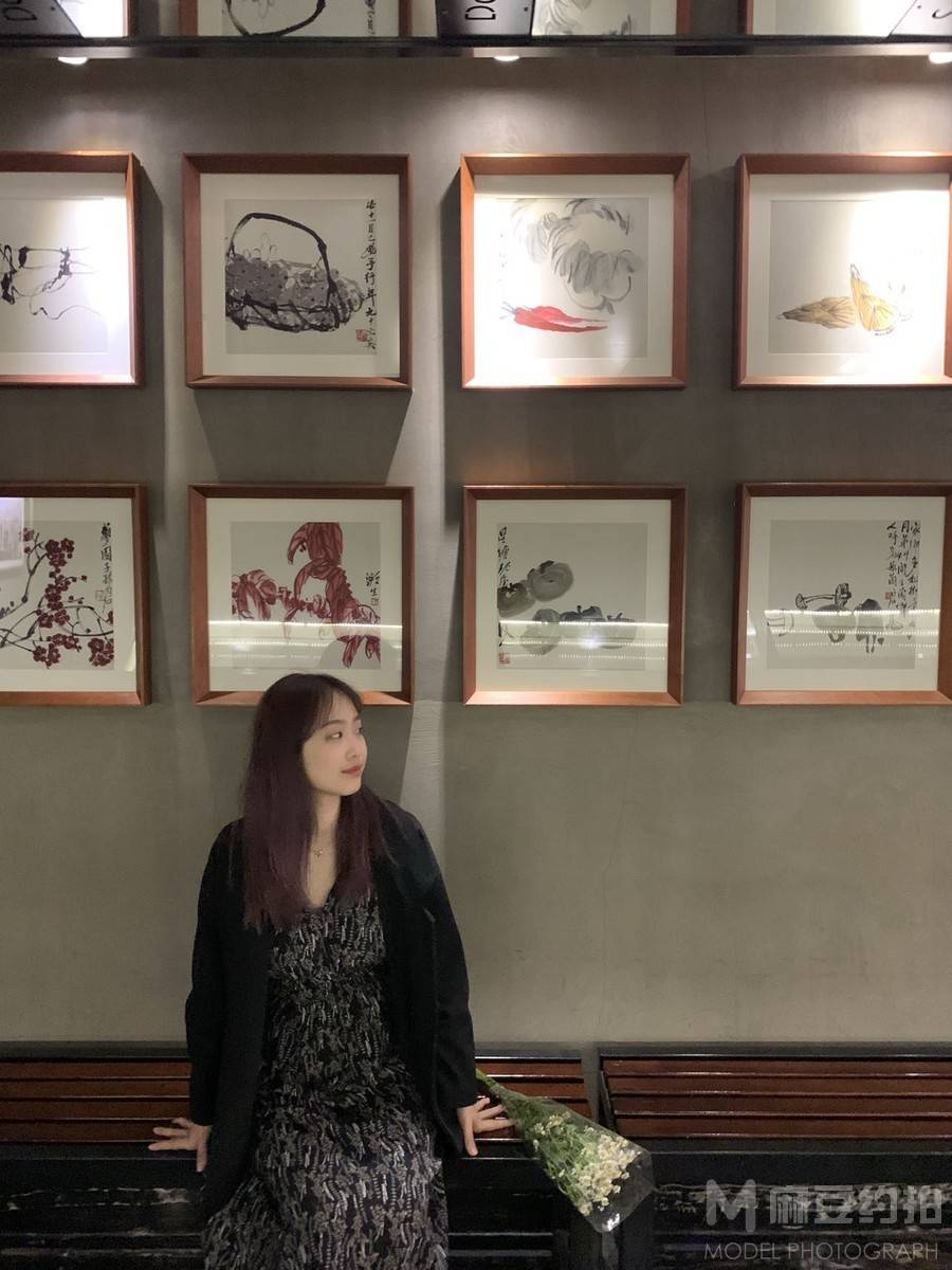 校园模特