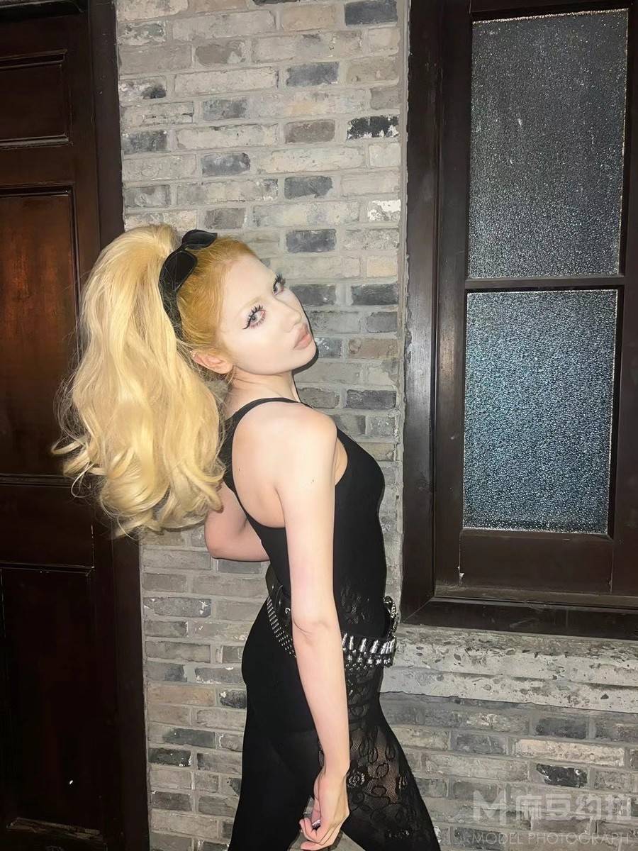 暗黑模特