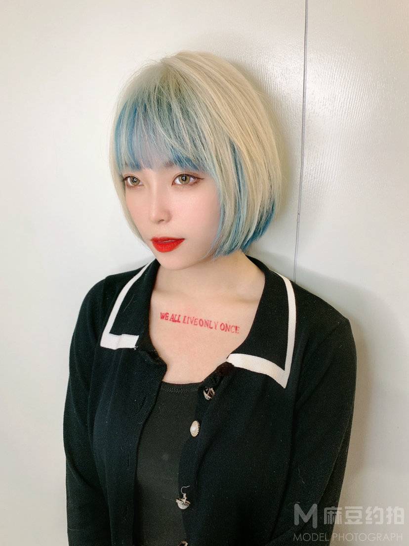 妆容模特