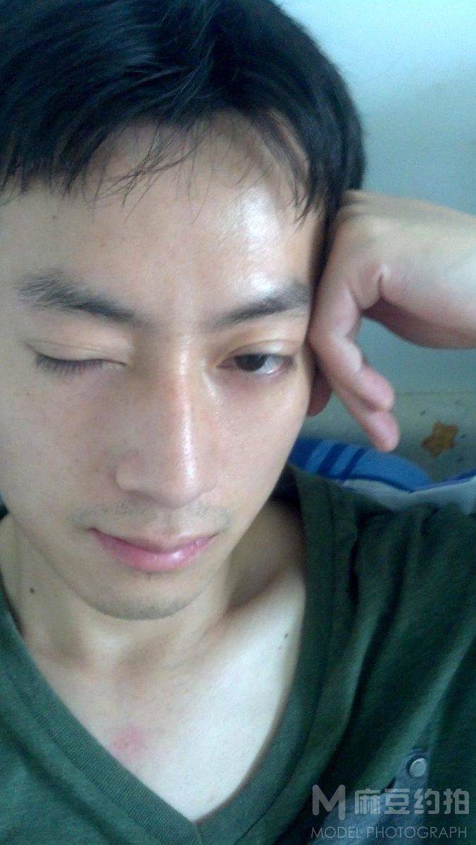纪实模特