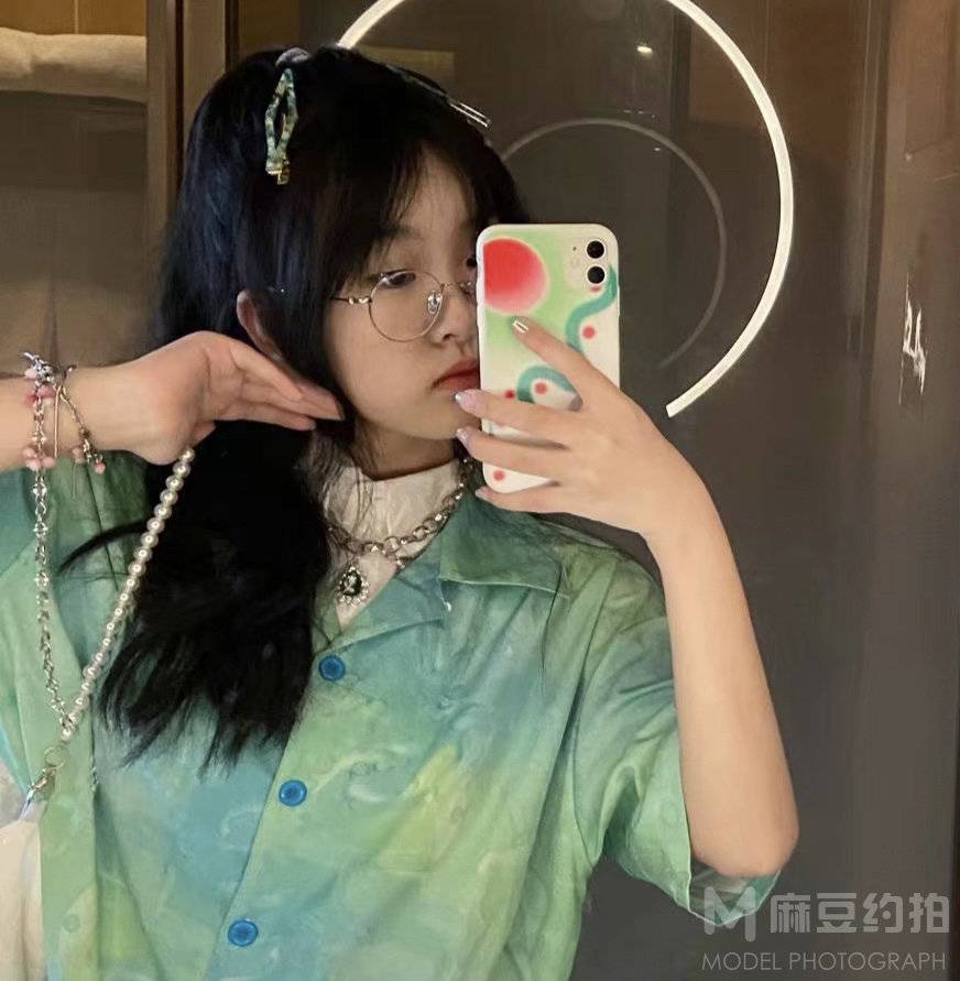 胶片模特