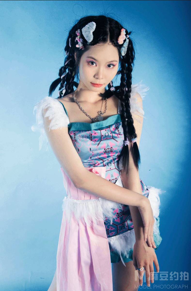 妆容模特