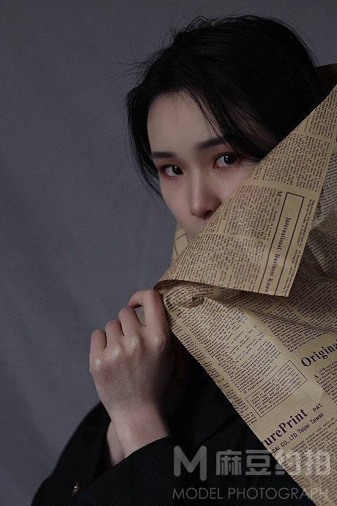 情绪模特