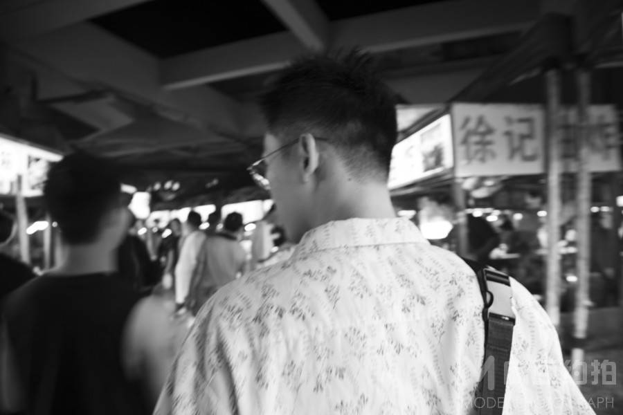 黑白模特