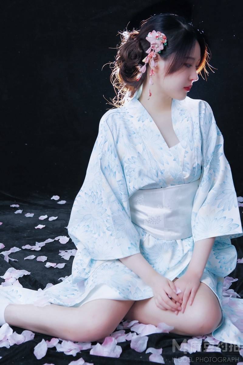和服模特