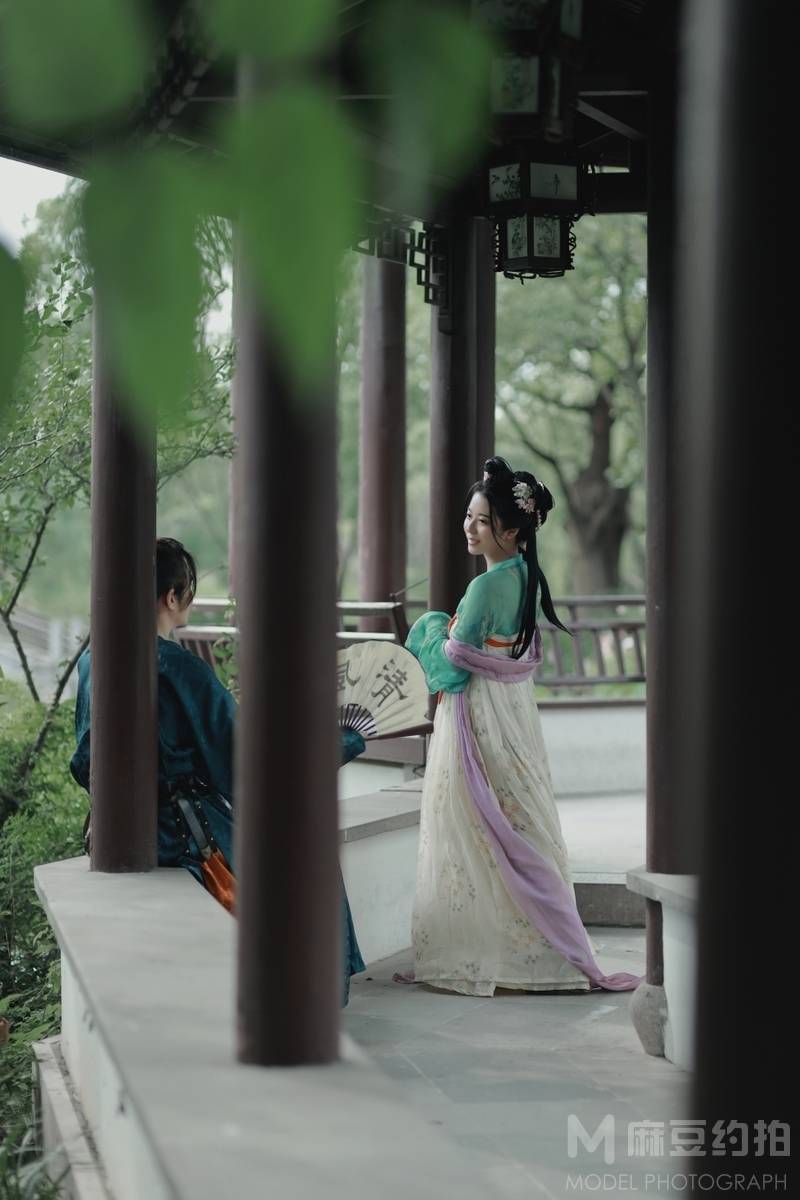 汉服模特