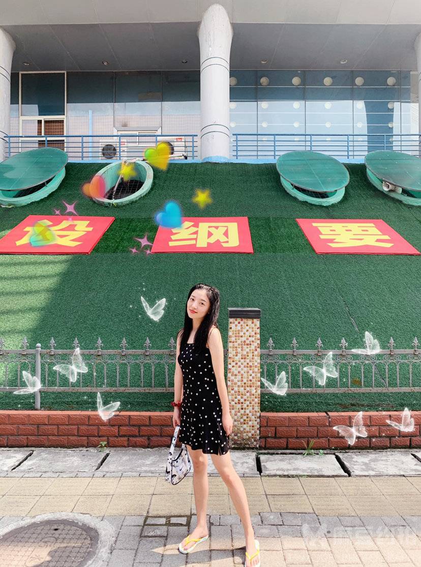 校园模特